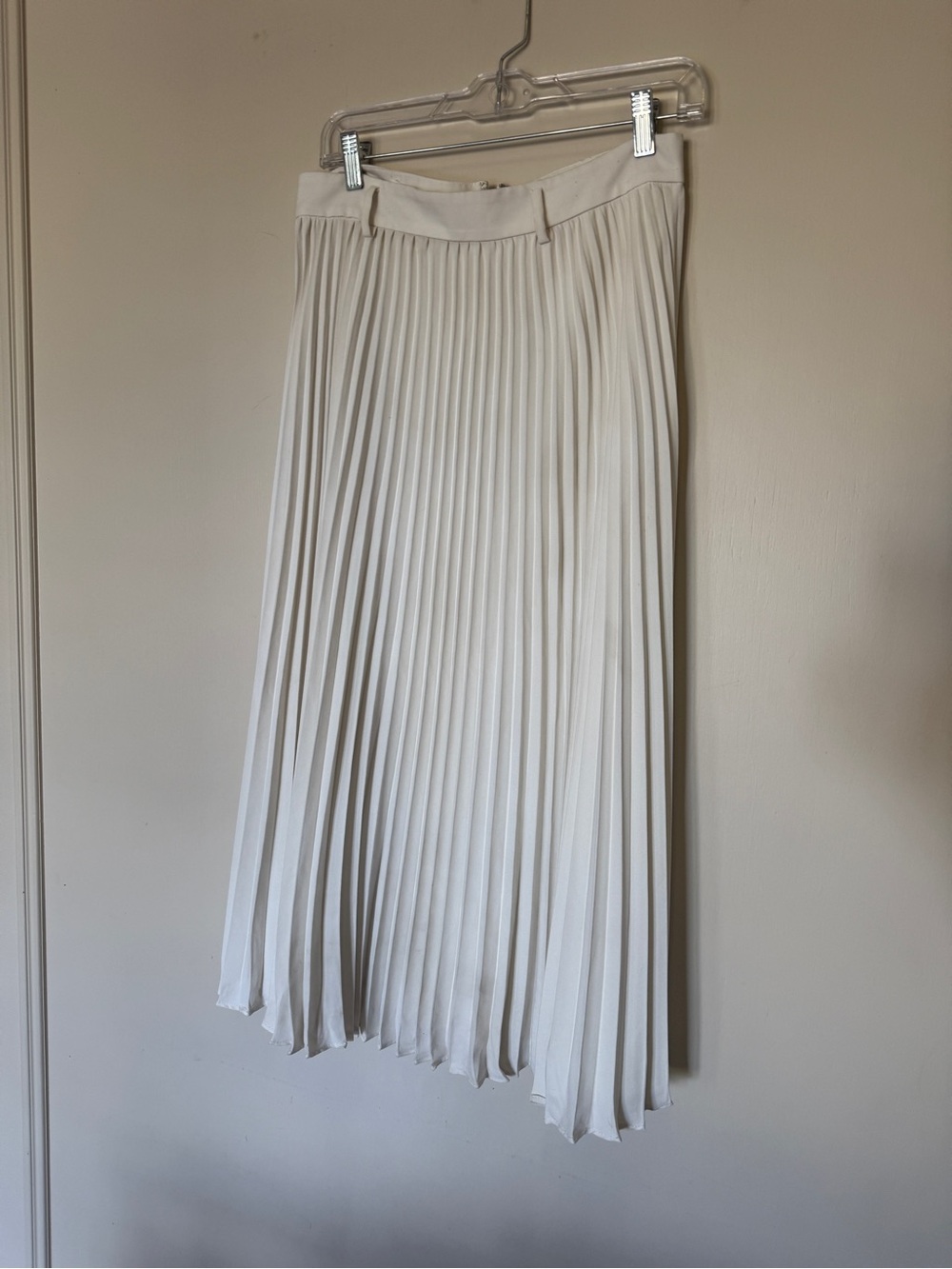 Ann Taylor Cream Pleated Midi Skirt